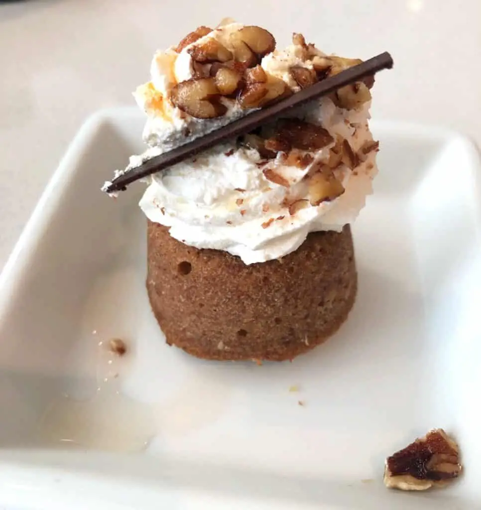 Mini Pecan Cake from Cabanas Lunch